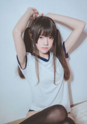 欧美唇釉款式_1080免费观看